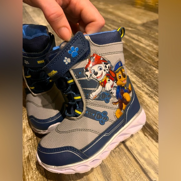 Light UP Blue Nickelodeon Paw Patrol Snow Boots Winter Boots Size 8T barely worn - Picture 3 of 6